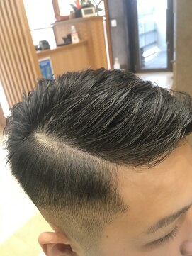ヘアサロンアンドヘアメイクディー(hair salon hair make D) 仙台D 七三スキンフェード×バーバーカット風style