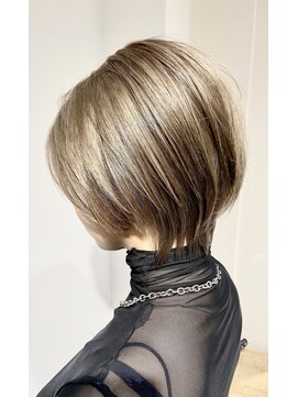 エイト 上野店(EIGHT ueno) 大人可愛いショートボブ