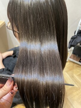 ナンバー 大分中央町店(N°) 【ERIKA】@ek07__number ☆艶々ストレート☆