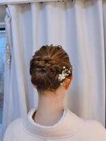 イノチカ(INOCHIKA) ミディアムシニヨン