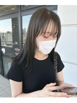 セプト 天神大名(SEPT.)&nbsp;オリーブカラー　アッシュ　セミロング　透明感カラー　20代