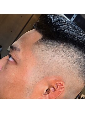 バッドバーバー 蒲田店(BAD BARBER) フェザーアップスキンフェード