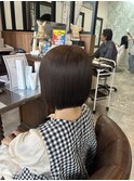 暗髪×ぱつっとボブ