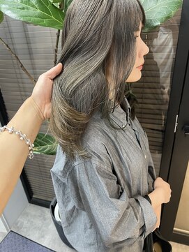 ヌープヘアーアイス(NUUP.hair ici) 透明感ブリーチなしアッシュカラー韓国風艶感