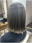 切りっぱなしボブ
