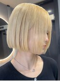 ショート ボブ ハイトーンカラー ブリーチ ブロンド 10代20代