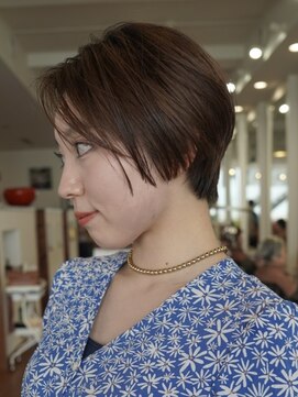 大人ハンサムショートとブリーチなし透明感カラー♪