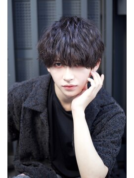 ヴェイン 渋谷(vain) メンズ波巻きナチュラルパーマ束感清潔感k