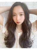 似合わせカットで魅せるレイヤーロング