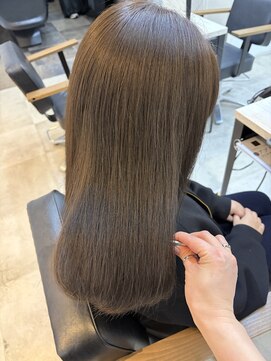 アルメリア 池袋(Arumeria) ラベンダーグレージュブリーチなし透明感艶髪髪質改善20代30代