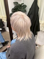 ルネラトーキョー(RUNERA TOKYO) ハイトーン ミルクティーカラー 外国人風 ウルフカット