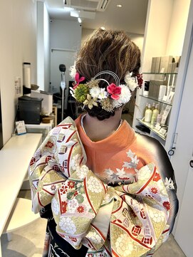 カーラ(kalah) 成人式アップスタイル