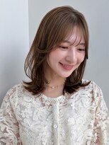 ラフ フロム ガーデン(Laf from GARDEN)&nbsp;ミディアム/レイヤーカット/顔周りカット/ベージュ/透明感カラー