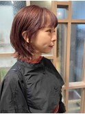 オレンジブラウンのウルフスタイル