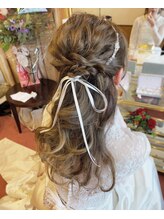 マーキュリー(Mercury) ハーフアップ