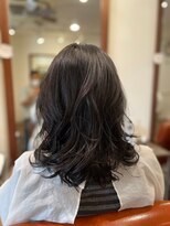 INg 【30代40代50代】ウルフレイヤー外ハネミディアム