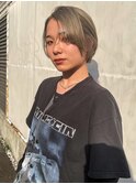 アッシュベージュ×ショート