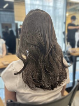 アリュウル 表参道(ALLURE) 赤みを抑えたオリーブグレージュ！色持ち◎ レイヤーカットKAKO