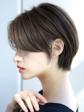 エインアンリー 表参道(AIN.ANLY.) 前髪なし大人ショート30代40代50代 【AIN.表参道】川原大地