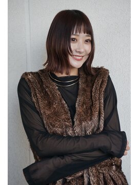 ガーデン オオタカノモリ(garden otakanomori) 20代30代40代に向けた顔周りレイヤー×切りっぱなしボブ