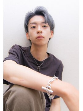 メノン(Menon) 大人センターパート×アップバング　スパイキーショート