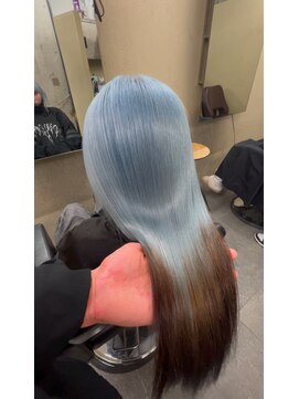 モニカ 原宿店(MONIQA) ブルー