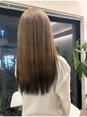 ラテベージュ 裾カラー黒