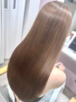 エミリー(Emily)&nbsp;ベージュカラーロング