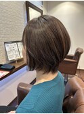 ストレートっぽく見えない大人ショートボブ♪
