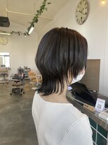 リノ 金山(Rino) デザインカラー/レイヤーカット/ウェットヘア/オリーブベージュ