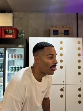 フランクスバーバーリザーブ 人形町店(FRANK’S BARBER RESERVE) メンズバズカットM