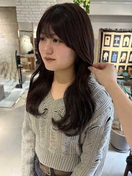 ニュア(neua) ブラウン／奈良／橿原神宮前