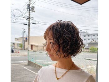タクト(TACT)の写真/“濡れ髪”で完成する、大人のパーマ