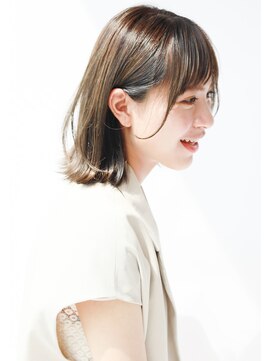 マッシュアンドマッシュアヴェダ ららぽーと福岡店(mash&mash AVEDA) 6枚ハイライト・髪質改善・切りっぱなしボブ・白髪ぼかし