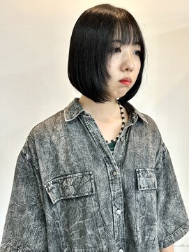 サクラ オモテサンドウ(SAKURA) フェイスレイヤー×ミニボブ/ぱっつん前髪/ネイビーブラック