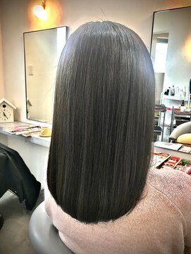 ヘアメゾンマリー(Hair Maison Marry) ワンレンベースの顔まわりレイヤースタイル