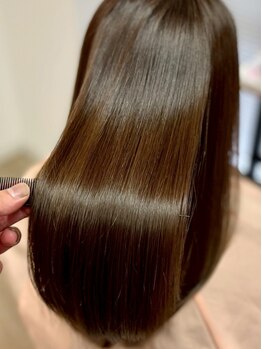 キール(Kir)の写真/【自分の髪がもっと好きになる】独自の美髪トリートメントでダメージレスヘアへ…[縮毛矯正/浦添/経塚]