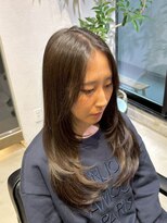 ファルベ(Farbe) 黒髪/オリーブグレー/小顔/ココアベージュ