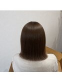 オリーブベージュ