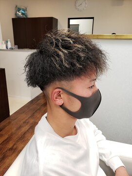 アムズヘアーファム フェード×ツイスト