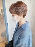 20.30.40代大人可愛い小顔マッシュショートベージュ系カラー
