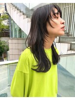 シアアオヤマ 表参道青山(SHEA aoyama) 顔まわりレイヤー、ロングウルフレイヤー。