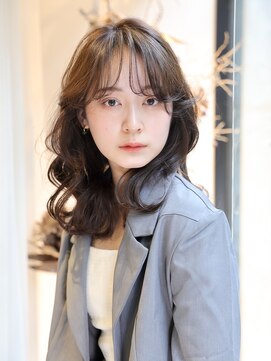 エムスラッシュ 新百合ヶ丘(M.SLASH) くびれカール/センターパート/抜け感ヘア/モテ髪/新百合ヶ丘