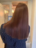 ネウィ 川崎(newi)&nbsp;丸型卵形レイヤーカットエアリーロング美髪ピンクブラウン川崎