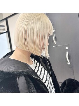 ベモ(NVEMO) ブロンドボブハイトーンボブケアブリーチダブルカラー