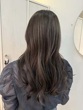 ジーナ 札幌(Zina) ダークグレージュ