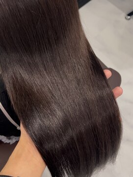 アールシリウス(R,SIRIUS) 髪質改善トリートメントでうる艶髪に!