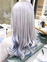 デイズ(days)&nbsp;インナーカラーブルー　ホワイトシルバーダブルカラー