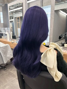 ネイビーブルー