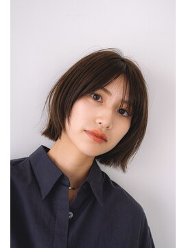 ロウ 銀座(RAW) ボブ　切りっぱなし　外ハネ　銀座